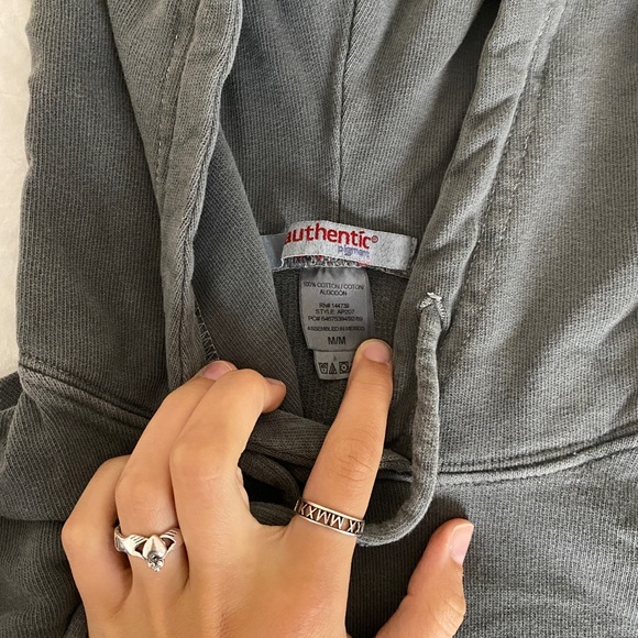 oversized grey massachusetts track and field sweatshirt - Picture 2 of 2